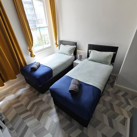 2 Bedroom 2 Bathroom Apartment In Old St - Shoreditch - Zone 1 Londres Extérieur photo