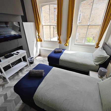 2 Bedroom 2 Bathroom Apartment In Old St - Shoreditch - Zone 1 Londres Extérieur photo